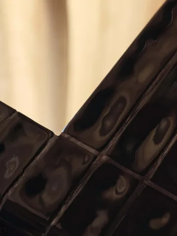 Tiling speil - Dark chocolate, 59x85 cm - Ferm Living
