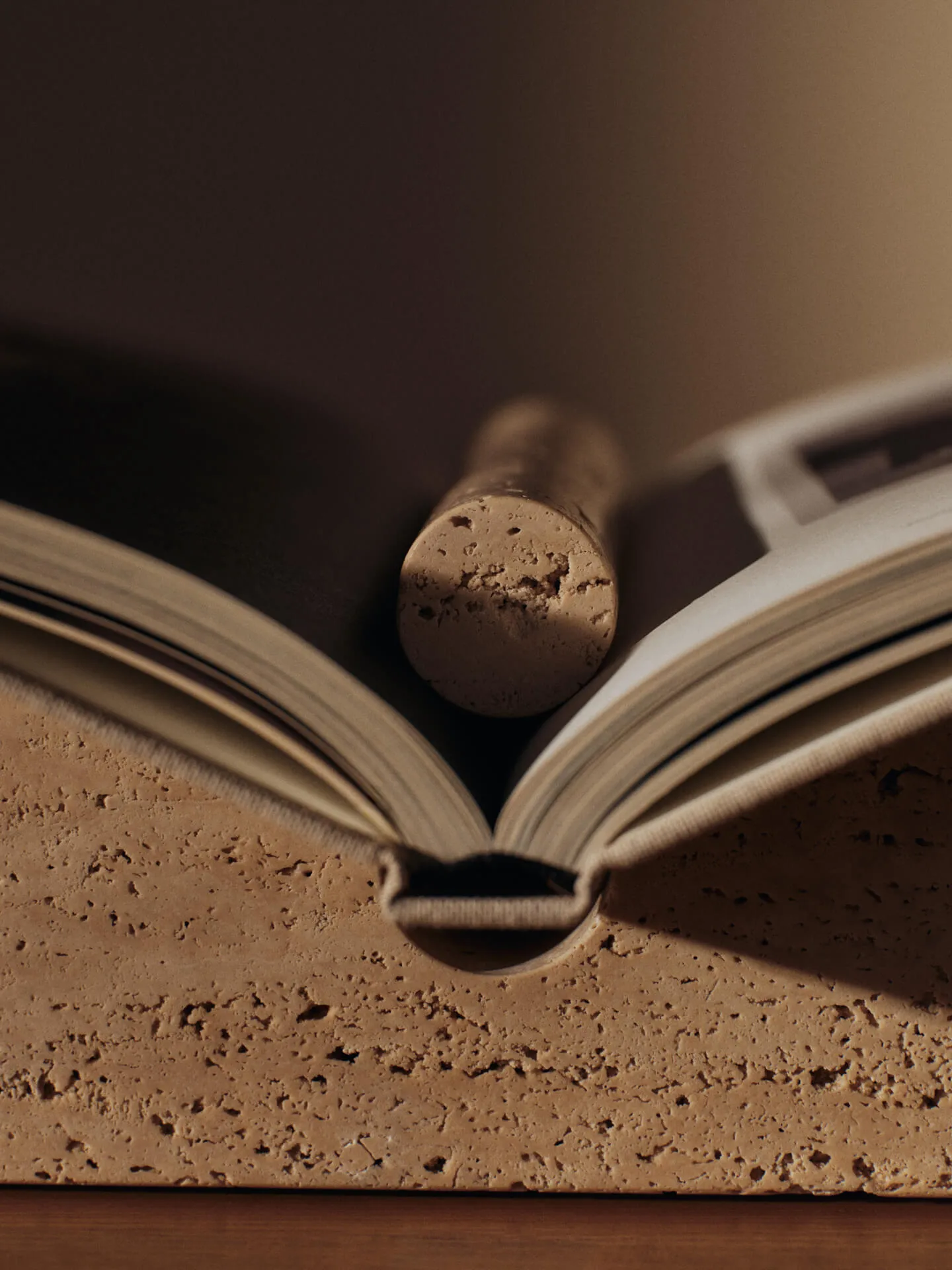 Tvara bokstativ, Travertine, 22x22 cm Ferm Living