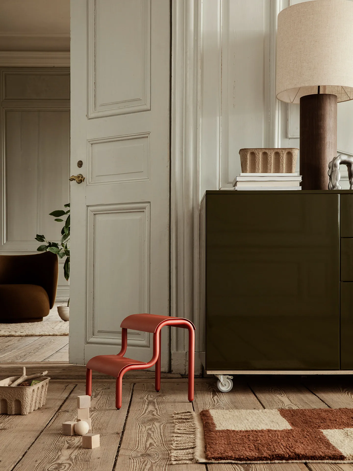 Up trappestige, Poppy Red Ferm Living