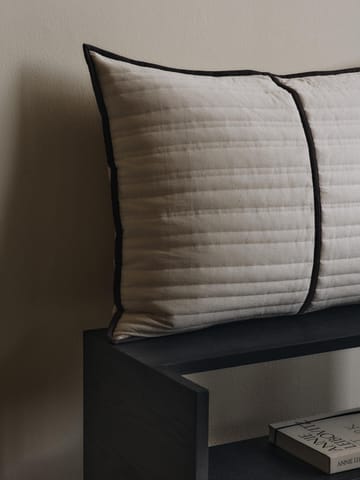 Vari quiltet pute 60x80 cm - Natural-dark chocolate - Ferm Living