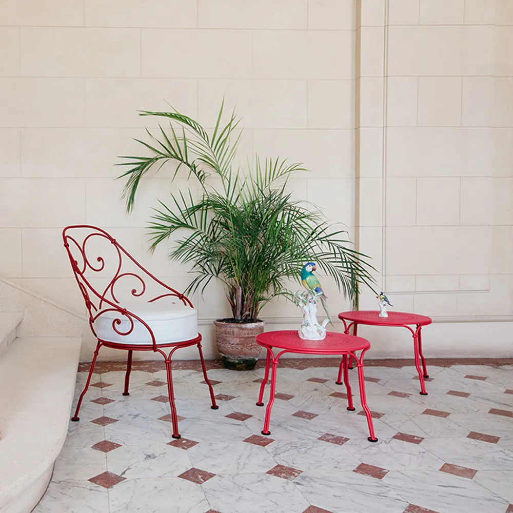 1900 bord lavt, Red ochre Fermob