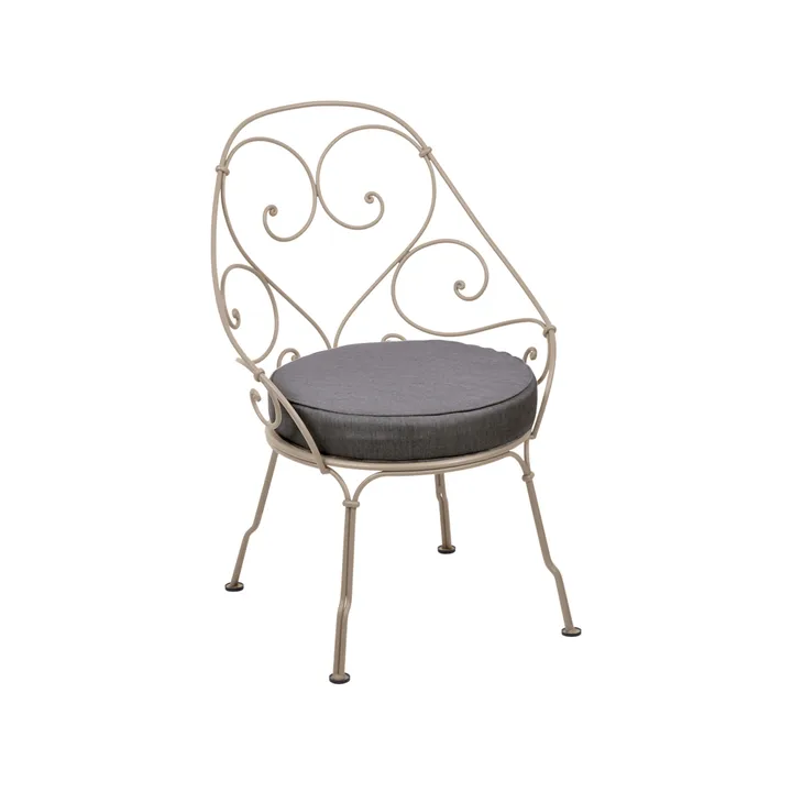 1900 Cabriolet stol med armlener - Nutmeg (beige), graphite grey pute - Fermob