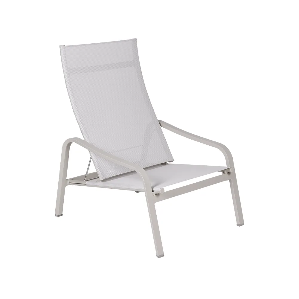 Alize stol med armlener, lav, Clay grey Fermob