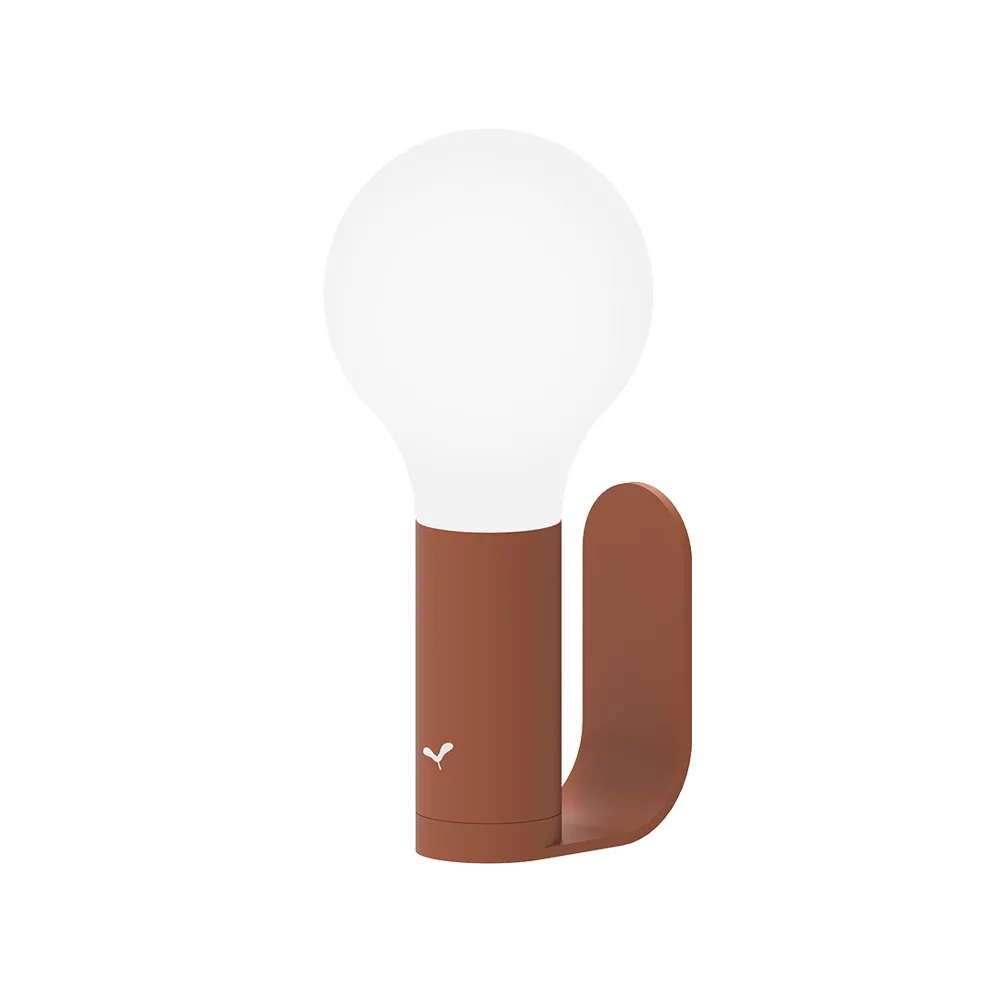Aplô veggfeste, Red ochre (rød) Fermob