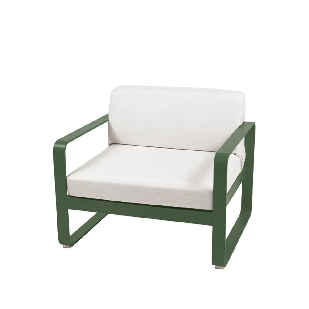 Bellevie lenestol, Cedar green (grønn), off-white pute Fermob