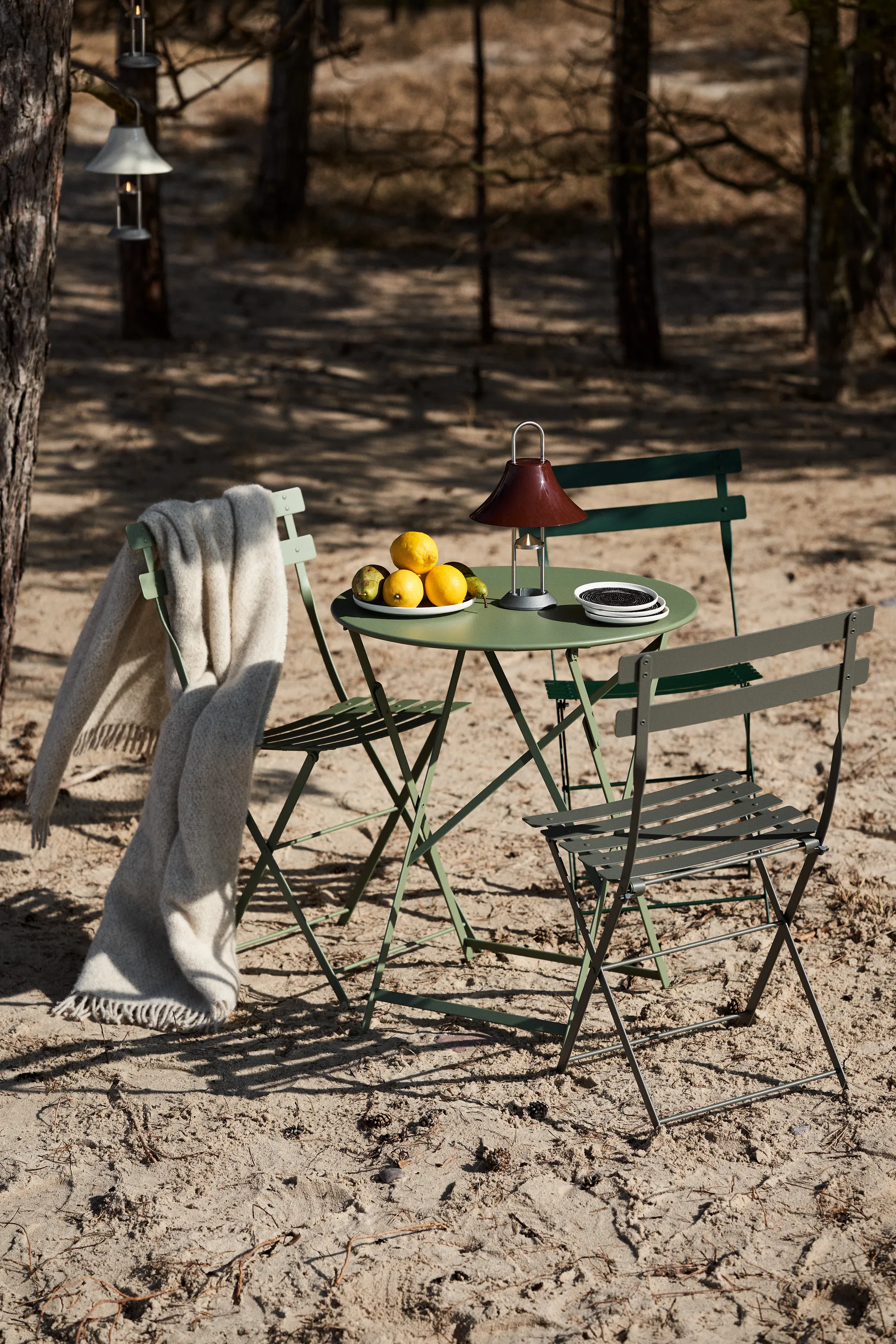 Bistro bord Ø117 cm + 4 stoler, Rosemary,  Fermob