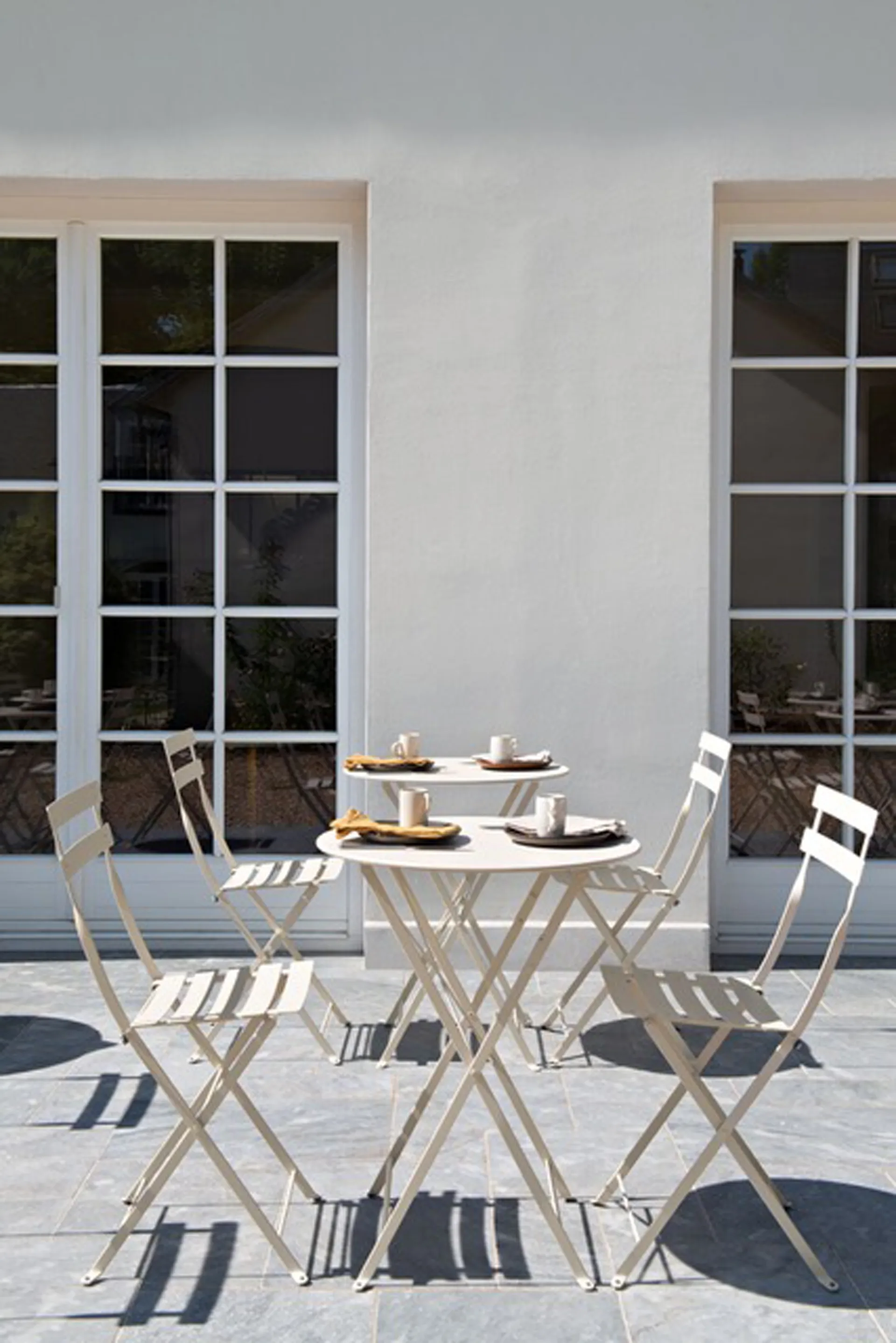 Bistro bord 117x77 cm + 4 stoler, Latte beige,  Fermob
