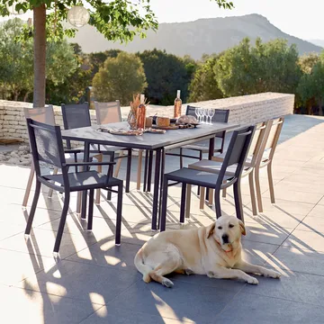 Costa spisebord - Chili - Fermob