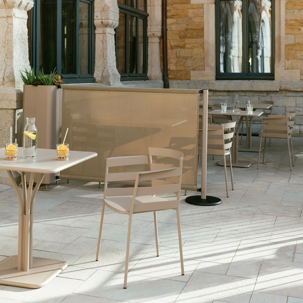 Luxembourg Pedestal bord 71x71 cm, Cedar green Fermob