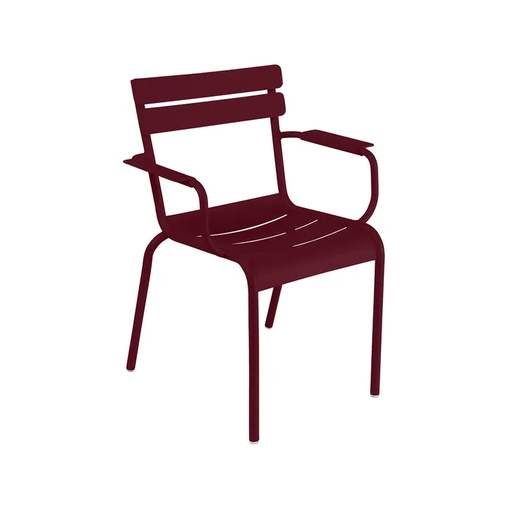 Luxembourg stol med armlener - Black cherry (vinrød) - Fermob