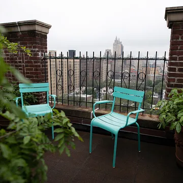 Luxembourg stol med armlener - Frosted lemon - Fermob