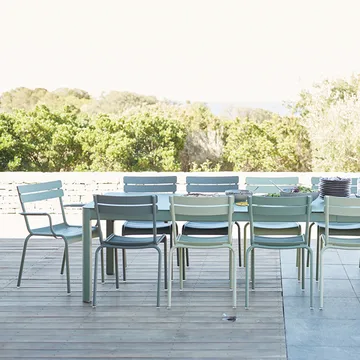 Luxembourg stol med armlener - Honey - Fermob