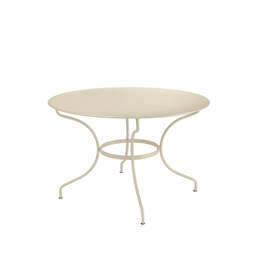 Opera+ bord Ø117 cm, Nutmeg Fermob