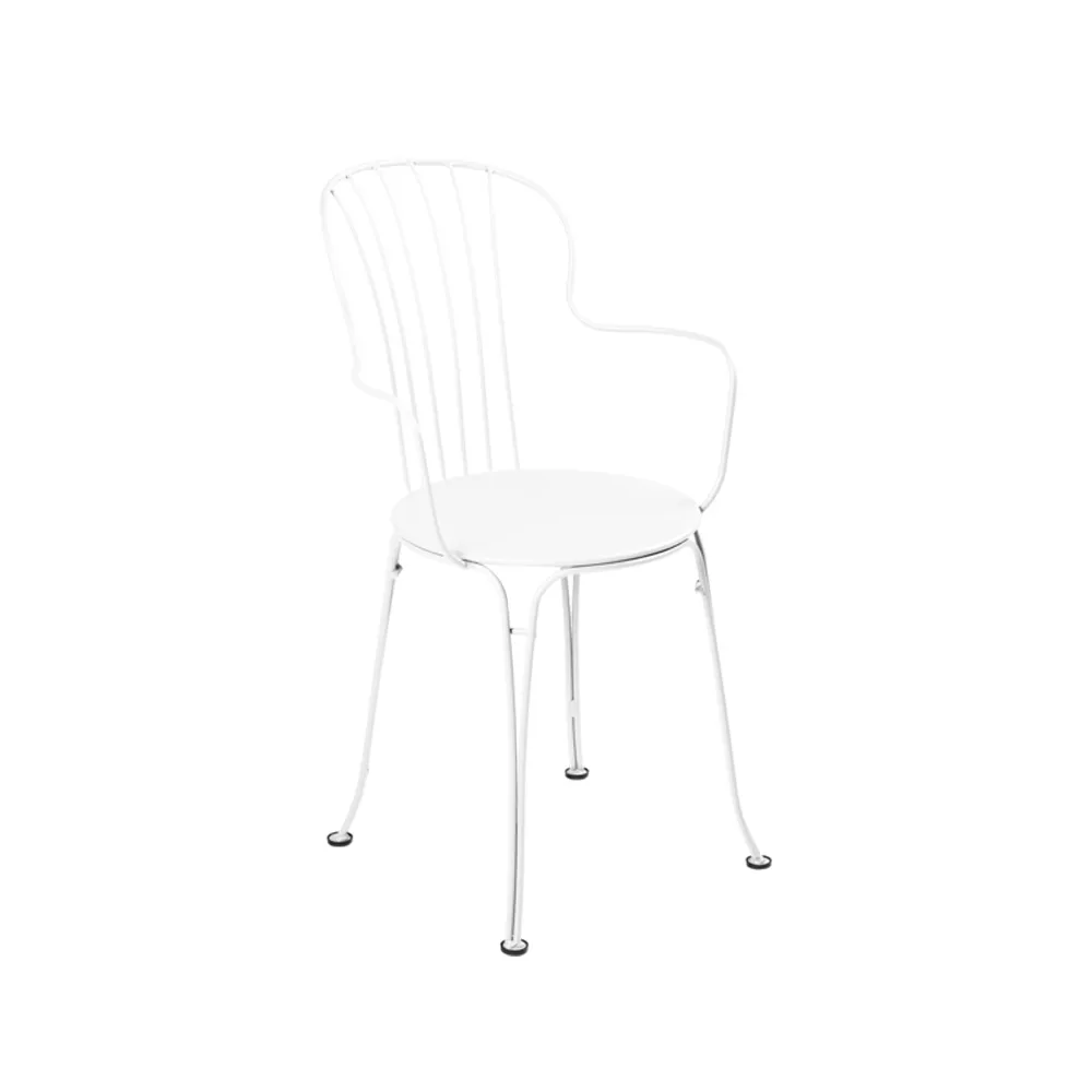Opera+ stol med armlener, Cotton white (hvit) Fermob