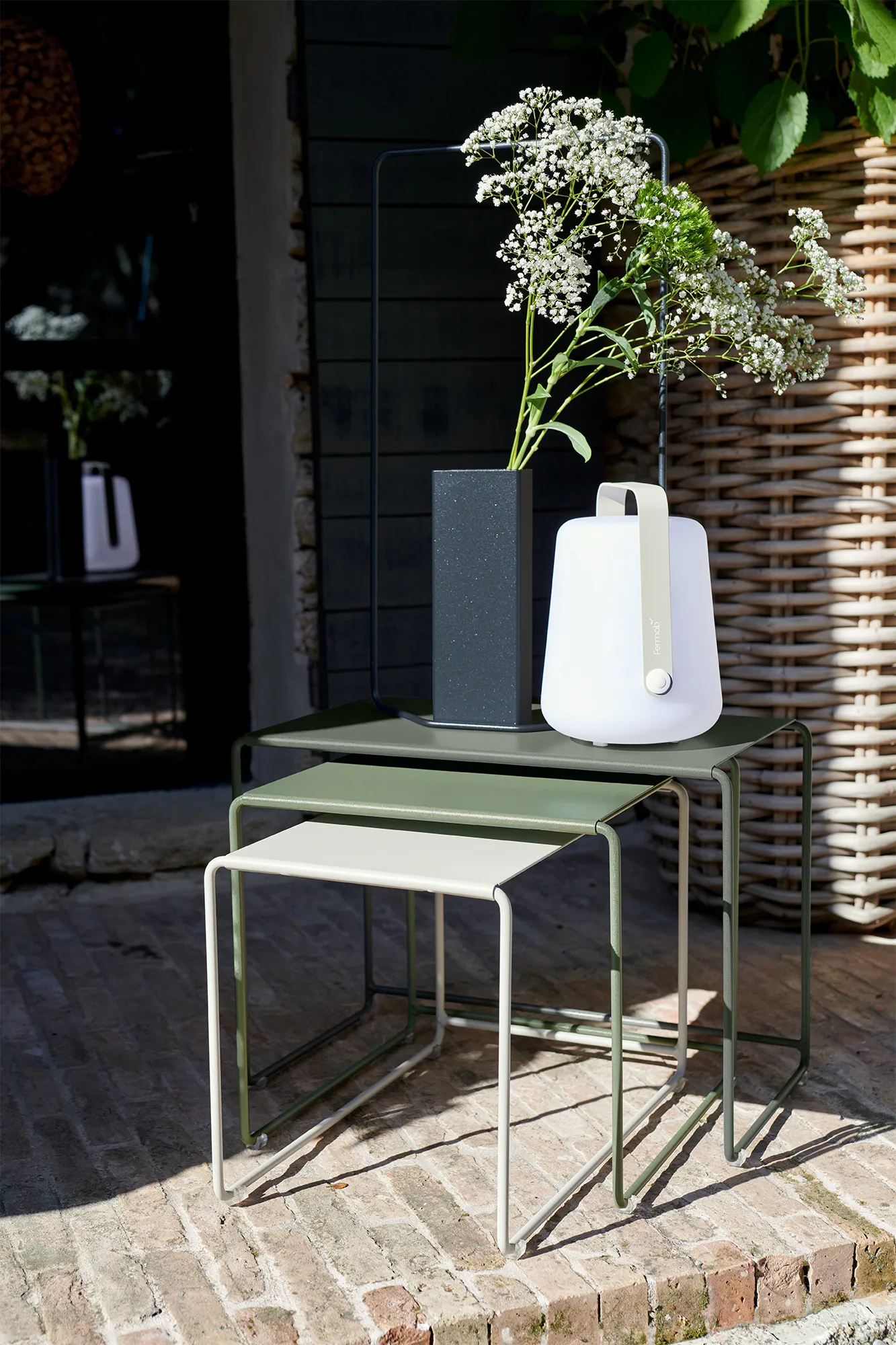 Oulala sidebordsett, Rosemary (grønn)-Cactus (grønn)-Clay grey (grå) Fermob