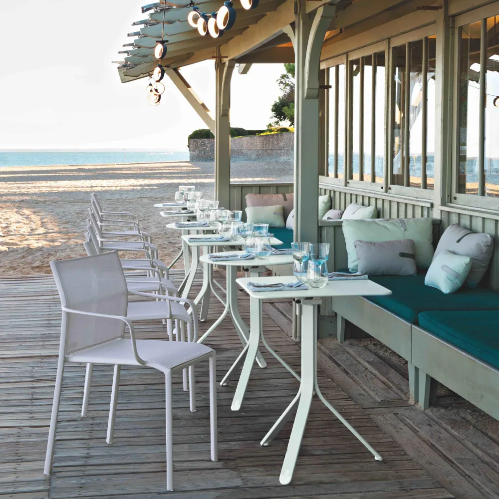 Rest'o bord 57x57 cm, Chili Fermob