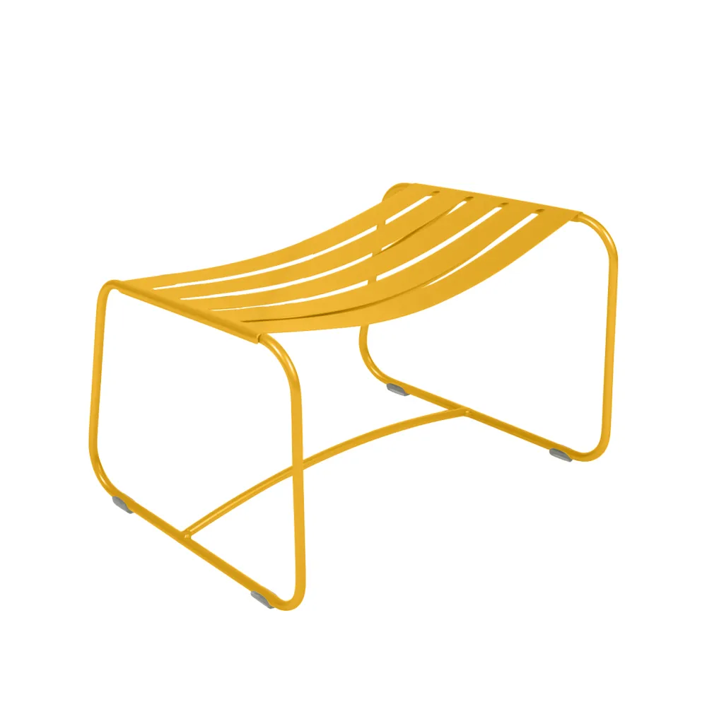 Surprising fotskammel, Honey Fermob