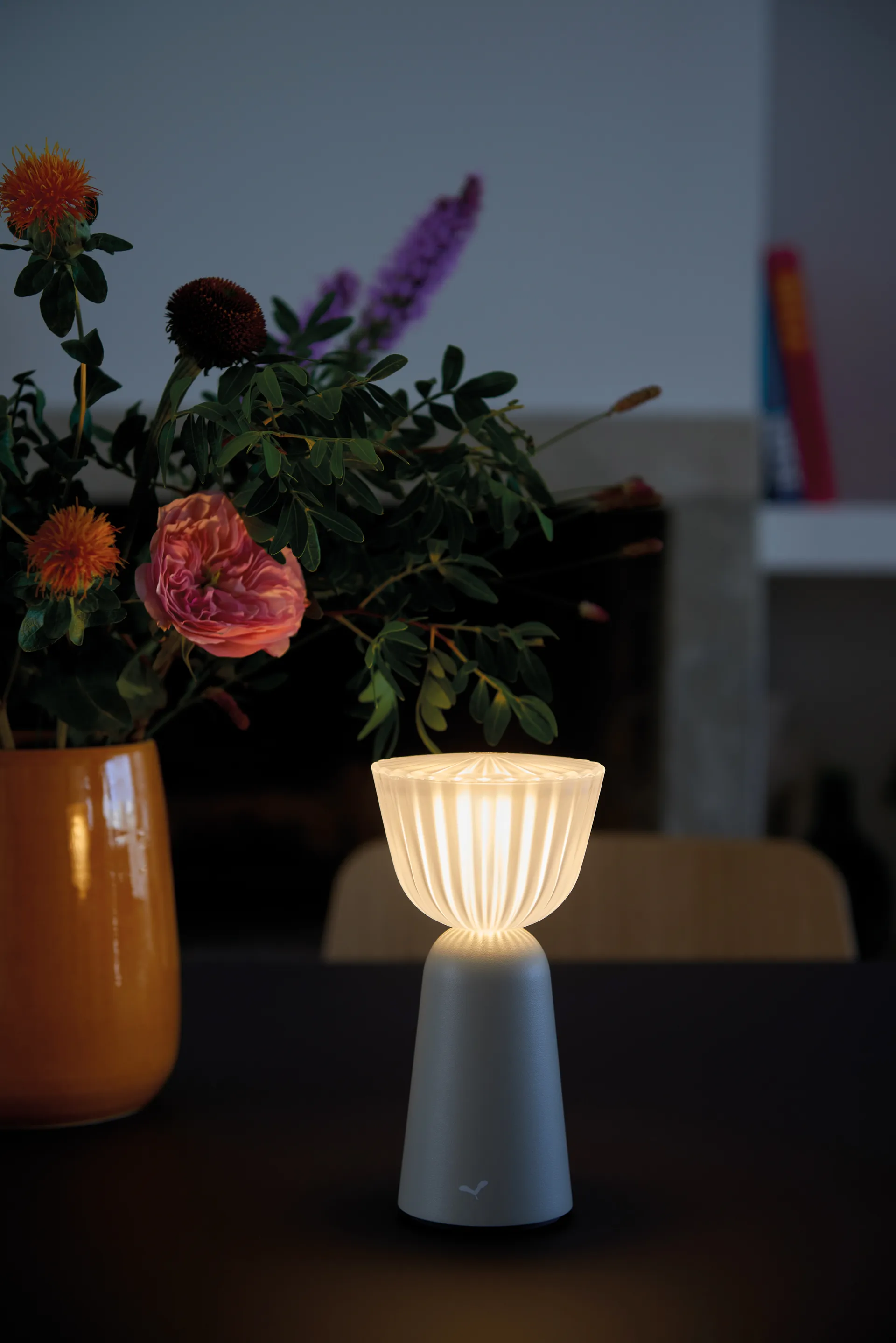 Swiing portabel bordlampe, Anthracite (grå) Fermob