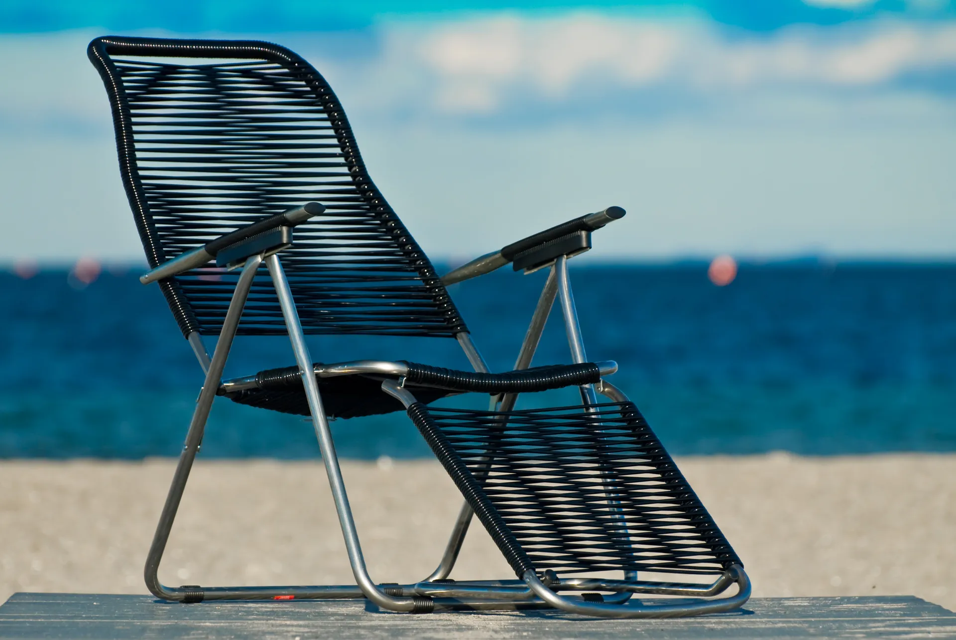 Spaghetti solseng med fotstøtte, Sort Fiam