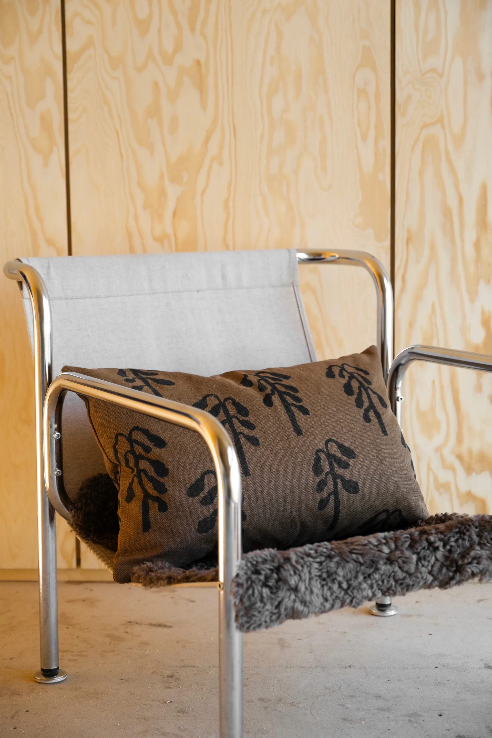 Weeping birch putetrekk 38x58 cm, Brown Fine Little Day