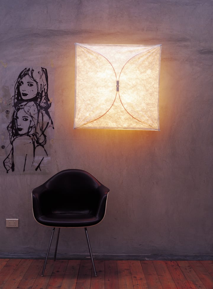 Ariette 2 vegglampe, Hvit tekstilduk/stål stativ Flos