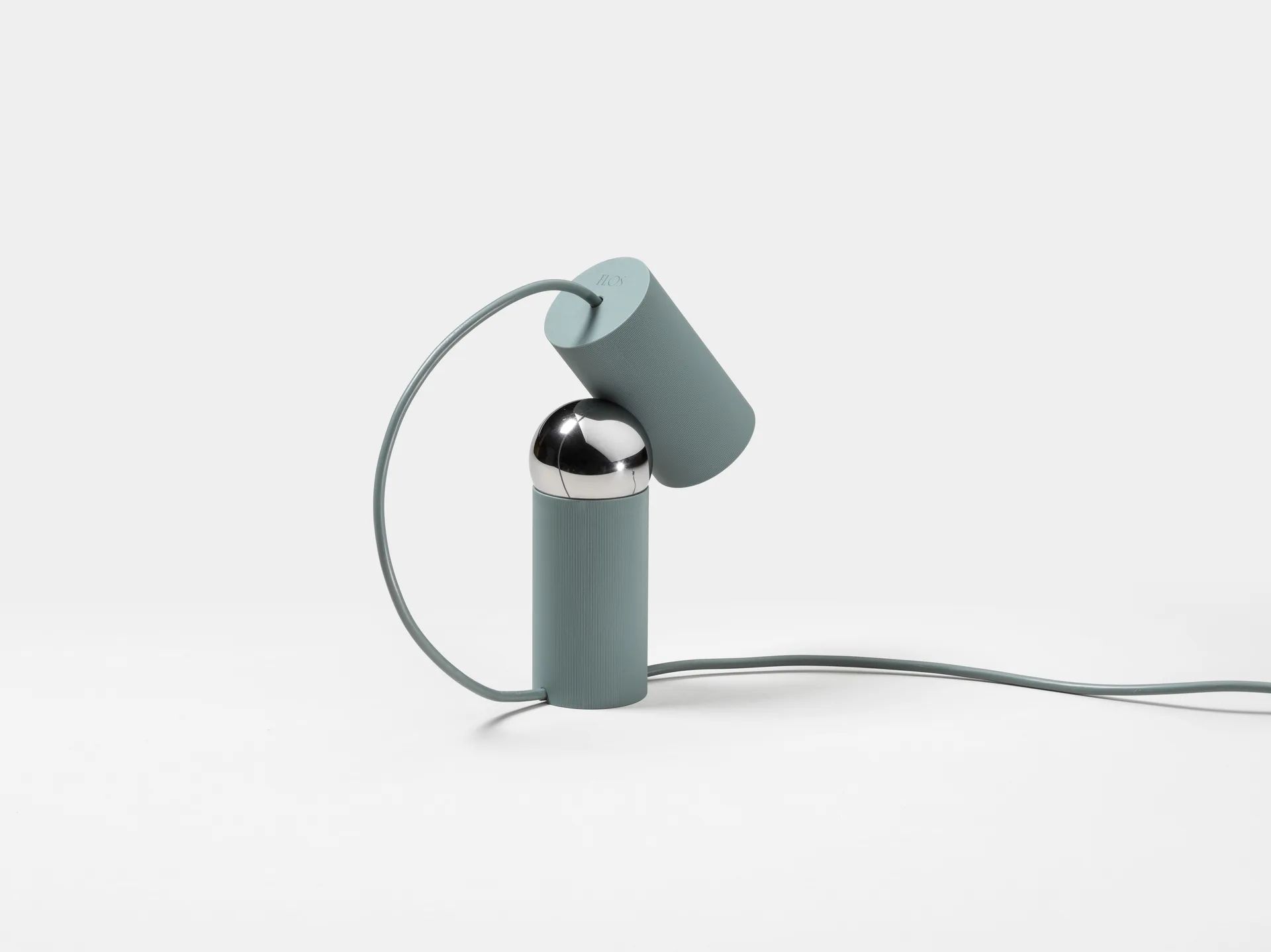 Bilboquet bordlampe, Salvie Flos