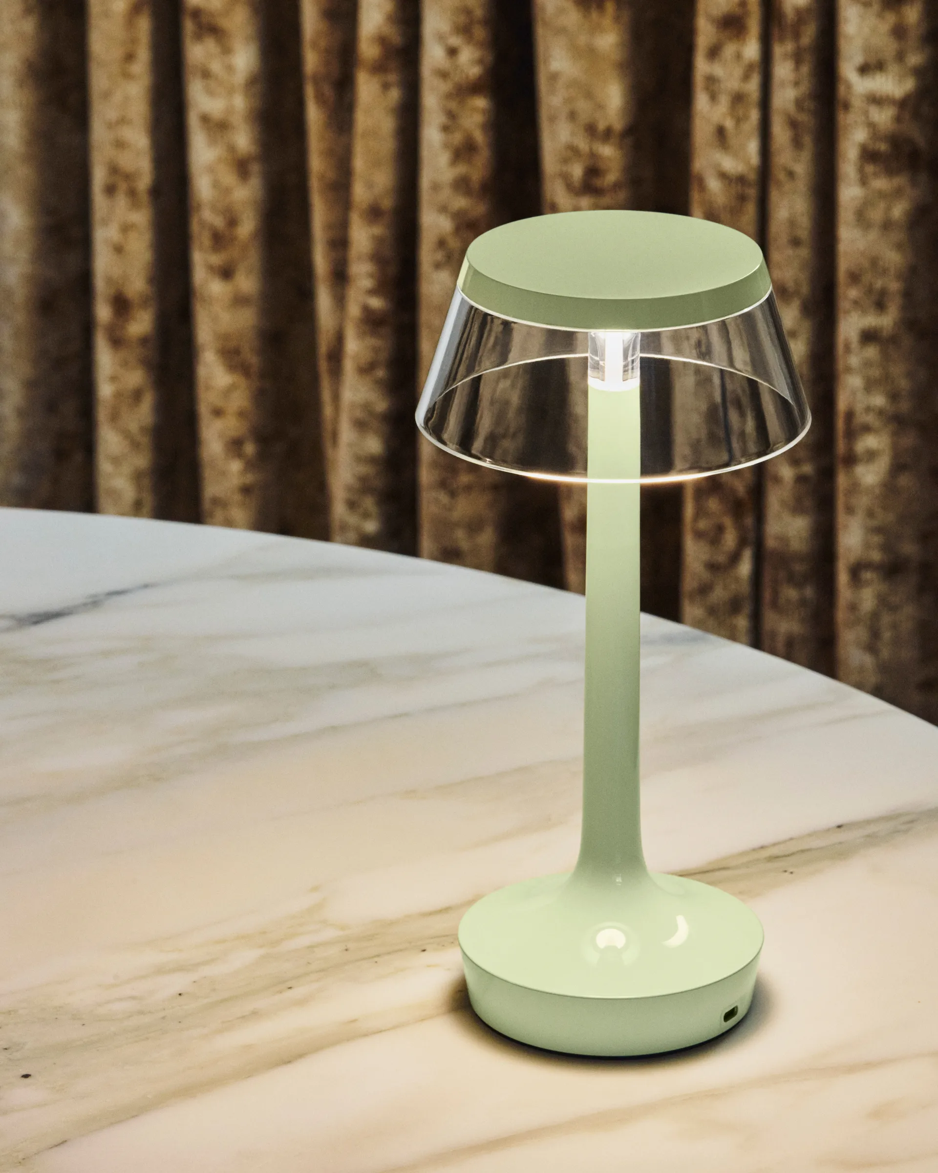 Bon Jour Unplugged bordlampe, Fresh mint Flos
