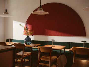 Gustave Residential bordlampe portabel - Matte antrasitt - Flos