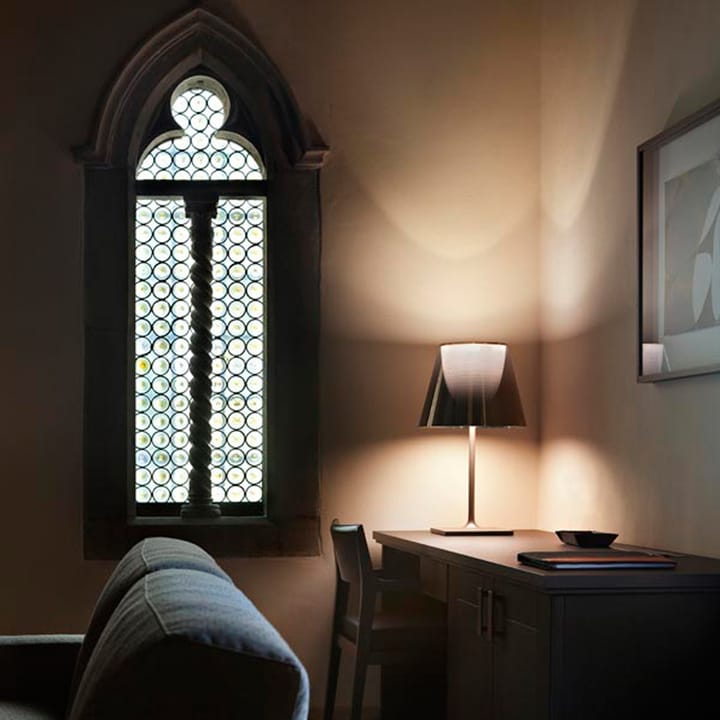 KTribe T2 bordlampe, Transparent Flos