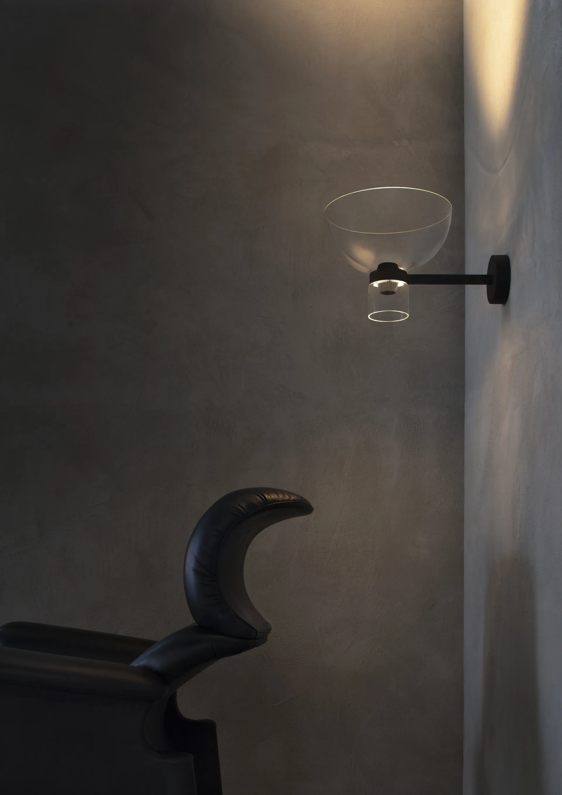 Nocturne Bowl vegglampe - Svart,  Flos