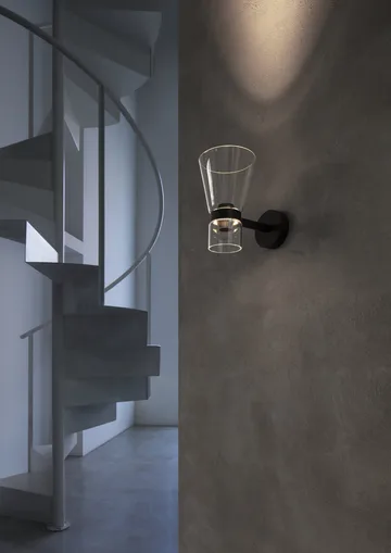 Nocturne Cone vegglampe - Svart - Flos