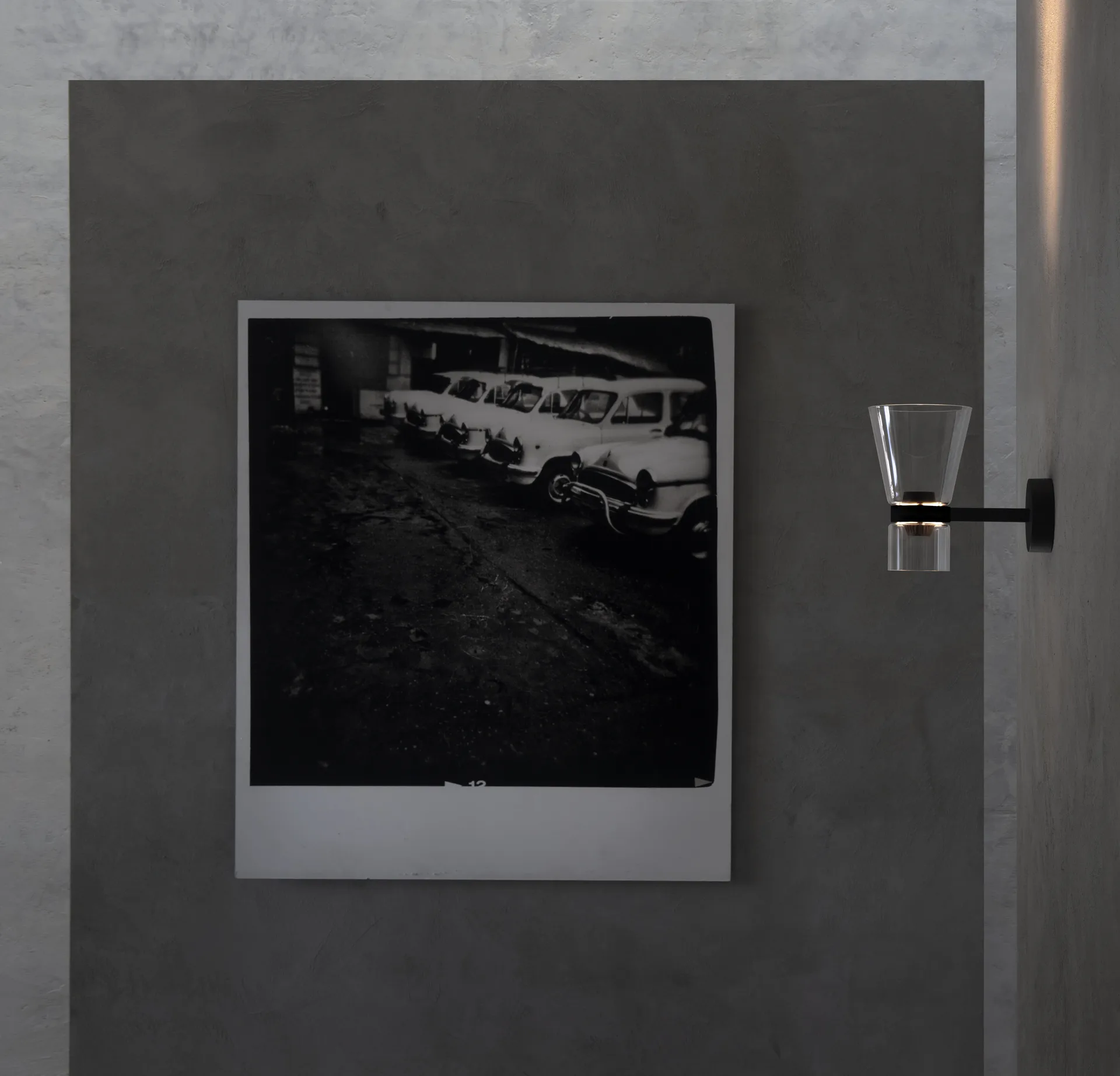 Nocturne Cone vegglampe - Svart,  Flos
