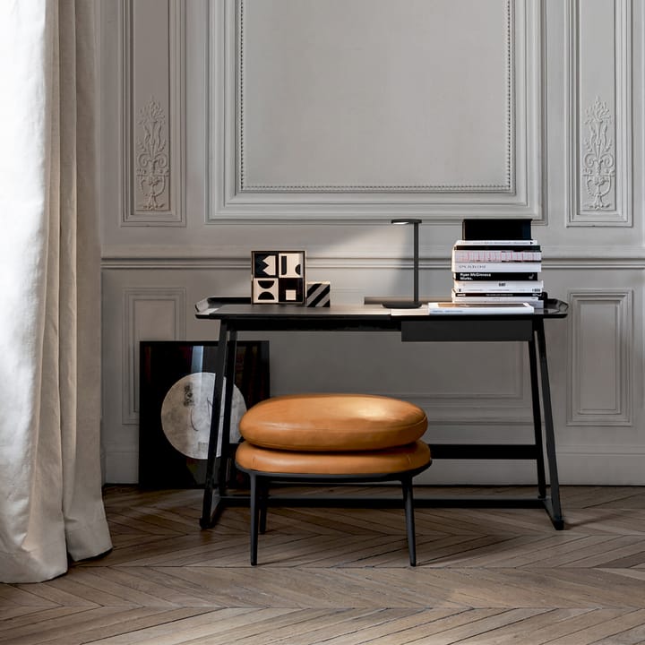 Oblique Qi bordlampe, Salvie Flos