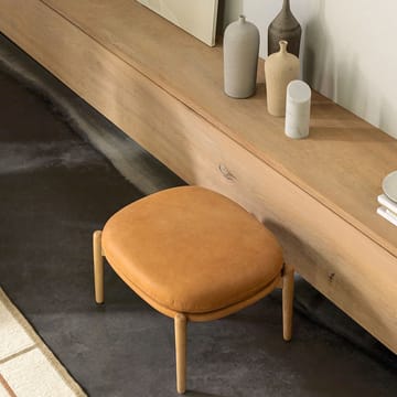 Embrace ottoman ekben - lær vintage cognac, lakkert - Fogia