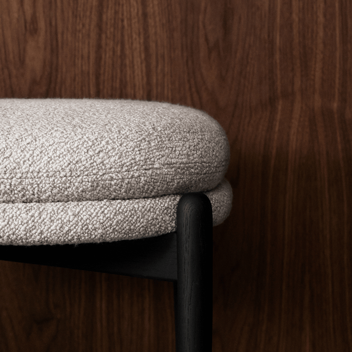 Embrace ottoman ekben, stoff Barnum pine 9 , lakkert Fogia