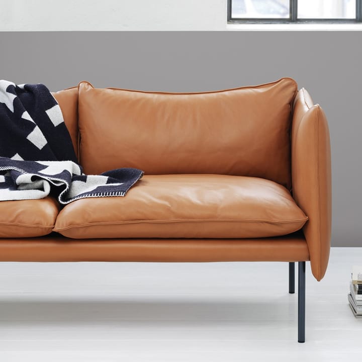 Tiki sofa 3-seter, Vintage cognac-svarte stålben Fogia