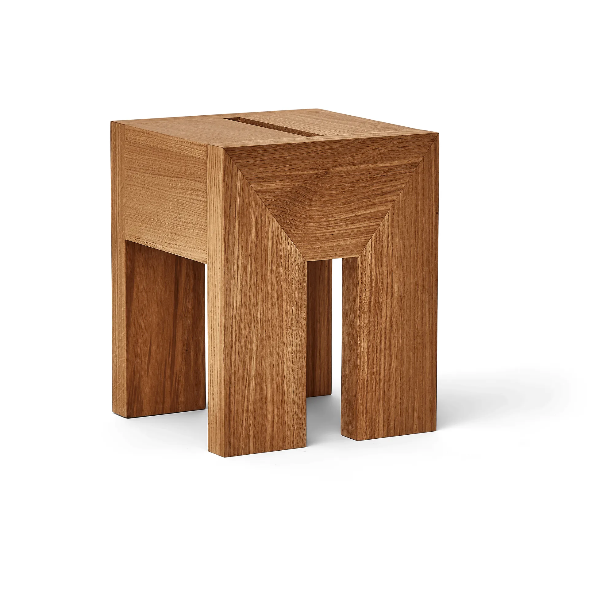 Monolith sidebord, Eik, 29x29x36 cm Form & Refine