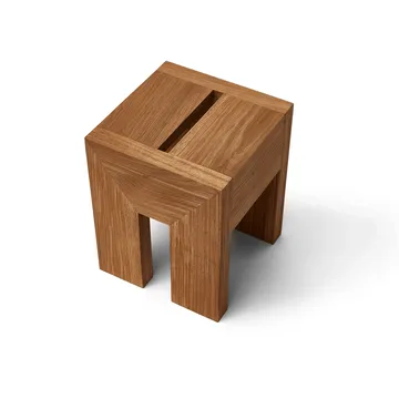 Monolith sidebord - Eik, 29x29x36 cm - Form & Refine