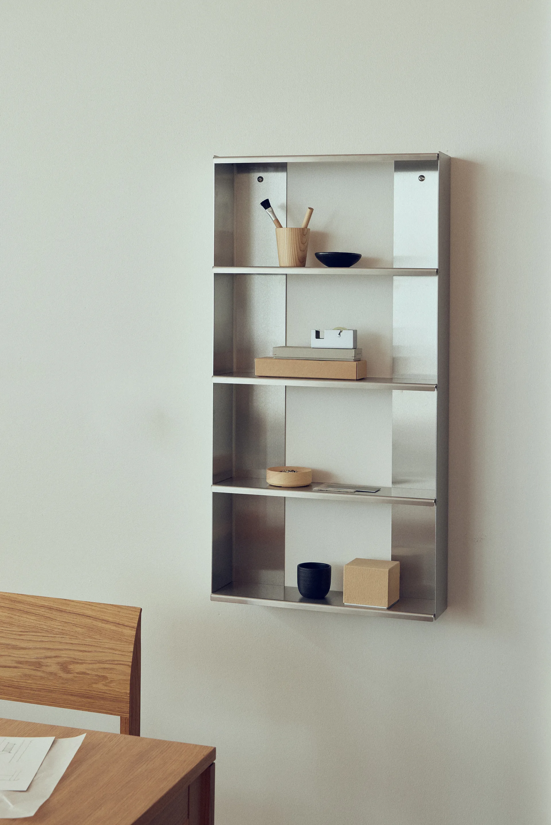 Taper vegghylle, Rustfritt stål, 50x98 cm Form & Refine