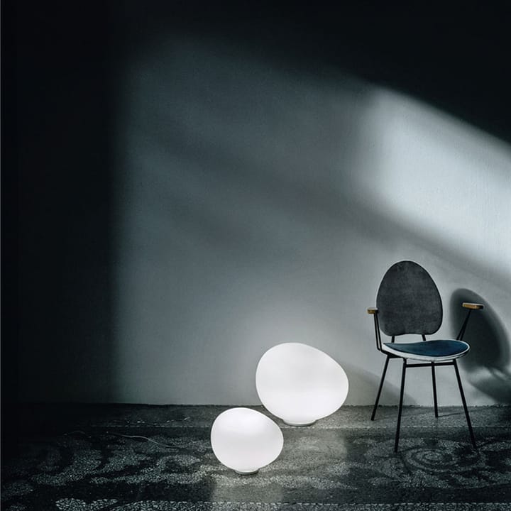 Gregg grande bordlampe, Hvit Foscarini