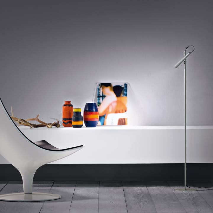 Magneto gulvlampe, hvit lakk, led Foscarini