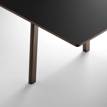Ana spisebord 220–320×95 cm - Nanolaminat svart-røkt eik - Fredericia Furniture