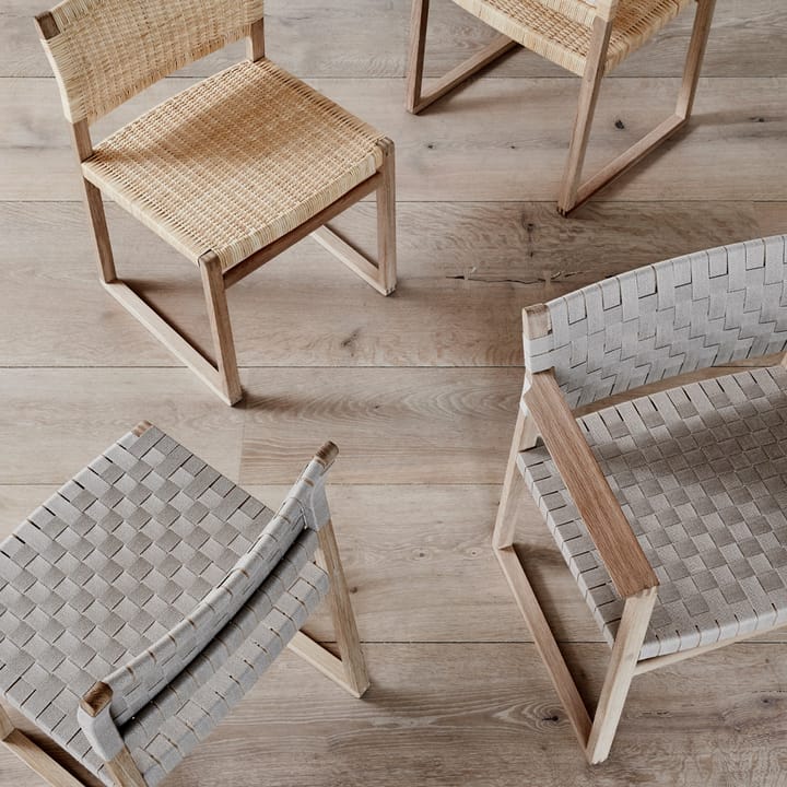 BM61 stol, fletting natur, oljet eik understell Fredericia Furniture