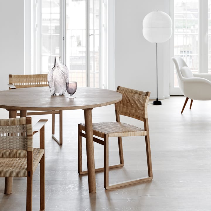 BM61 stol, fletting natur, oljet eik understell Fredericia Furniture