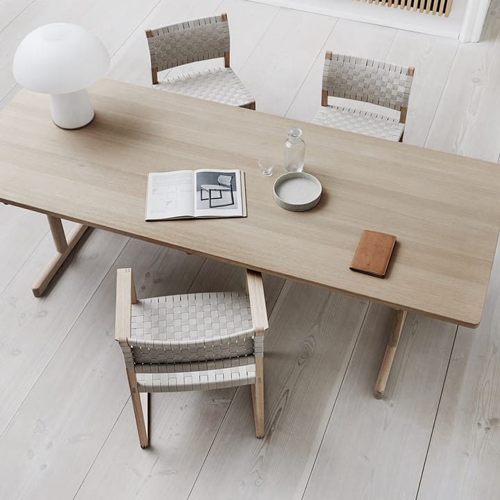 BM61 stol, fletting natur, oljet eik understell Fredericia Furniture