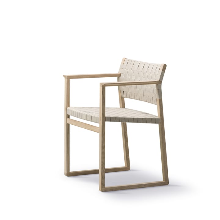 BM62 armlenestol - Fletting natur-lakkert eik understell - Fredericia Furniture