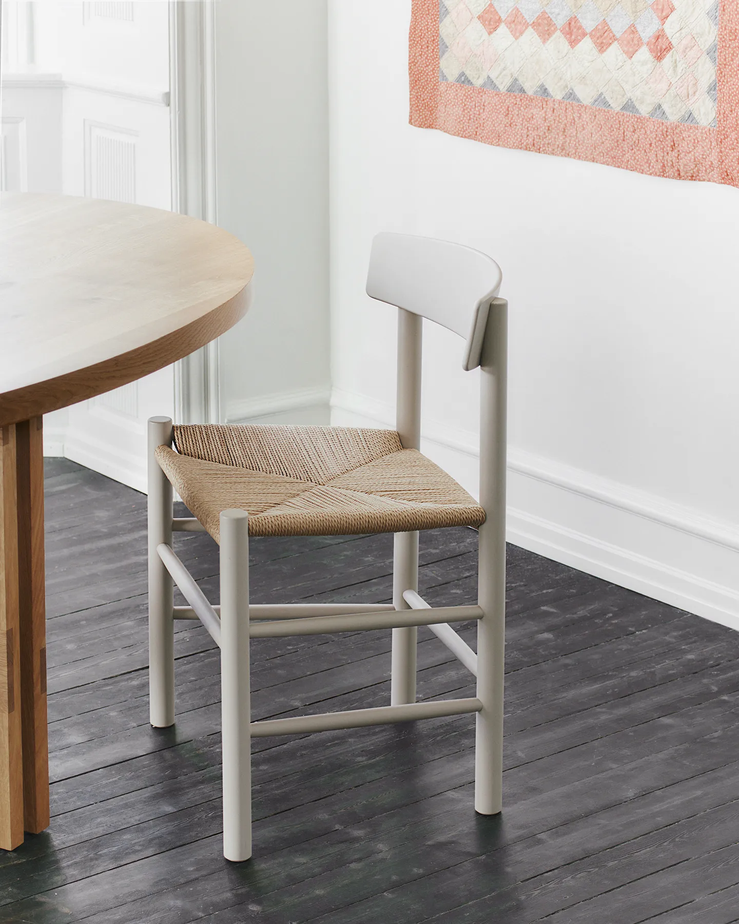 J39 stol, Pebble grey-flettet natur Fredericia Furniture