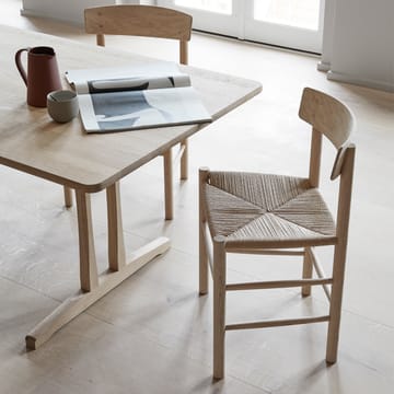 J39 stol - svart lakk eik, fletting svart - Fredericia Furniture