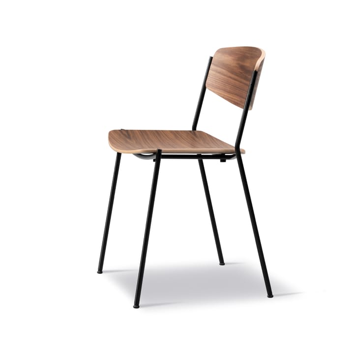 Lynderup 3080 stol, valnøtt lakk, svart stål stativ Fredericia Furniture