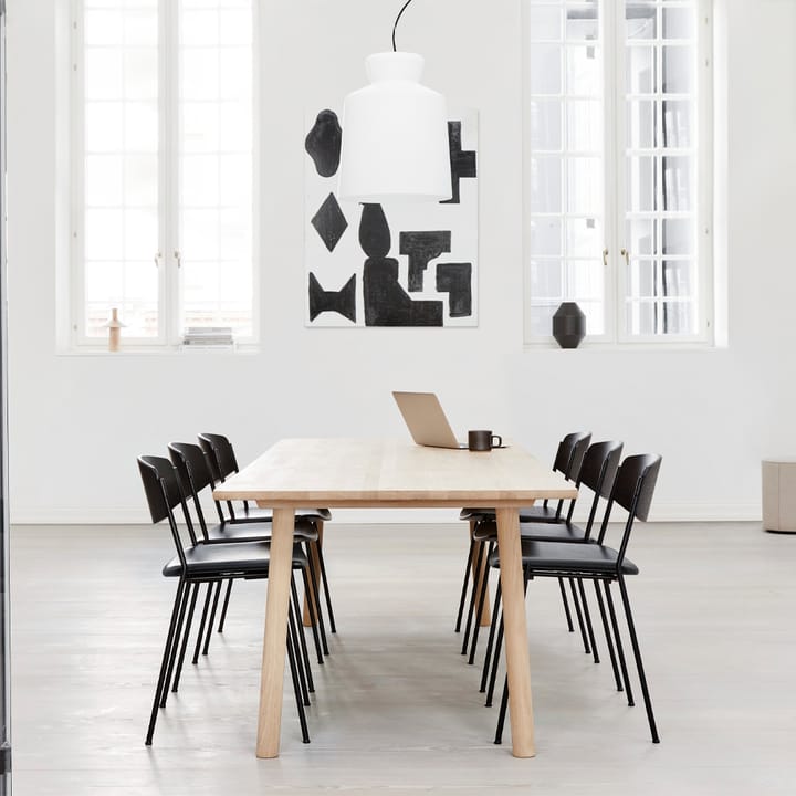 Lynderup 3081 stol, Lær omni 301-svart Fredericia Furniture